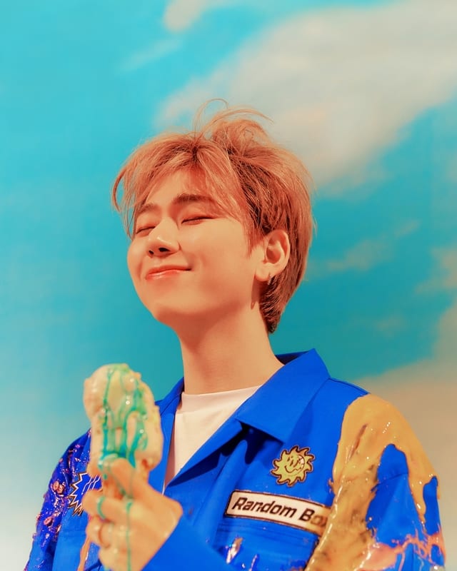 ZICO Dominates the Music Charts with His New Song    Summer Hate    - 95