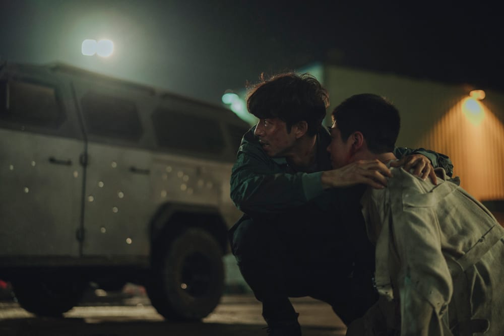    Seobok    Drops New Still Photos that Give a Glimpse into Gong Yoo and Park Bo Gum   s Bromance - 5