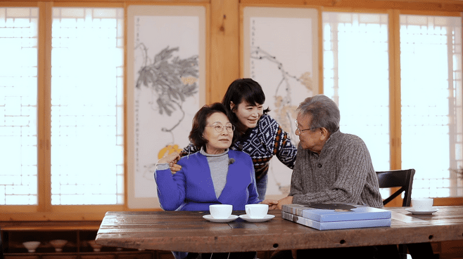    The Most Touching Moment    Choi Bool Am and    Korean Food Table    Celebrates the 10th Anniversary - 64