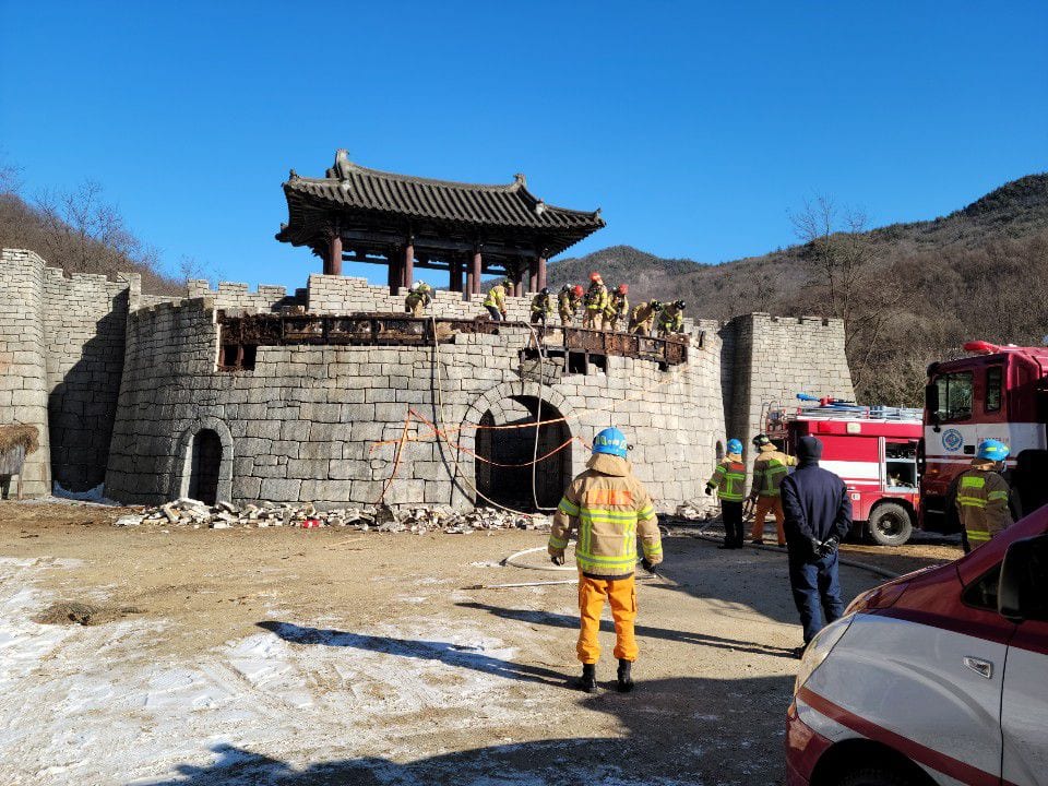    Kingdom  Ashin of the North      s Filming Set in Flames Today  Confirmed with No Casualties   - 90