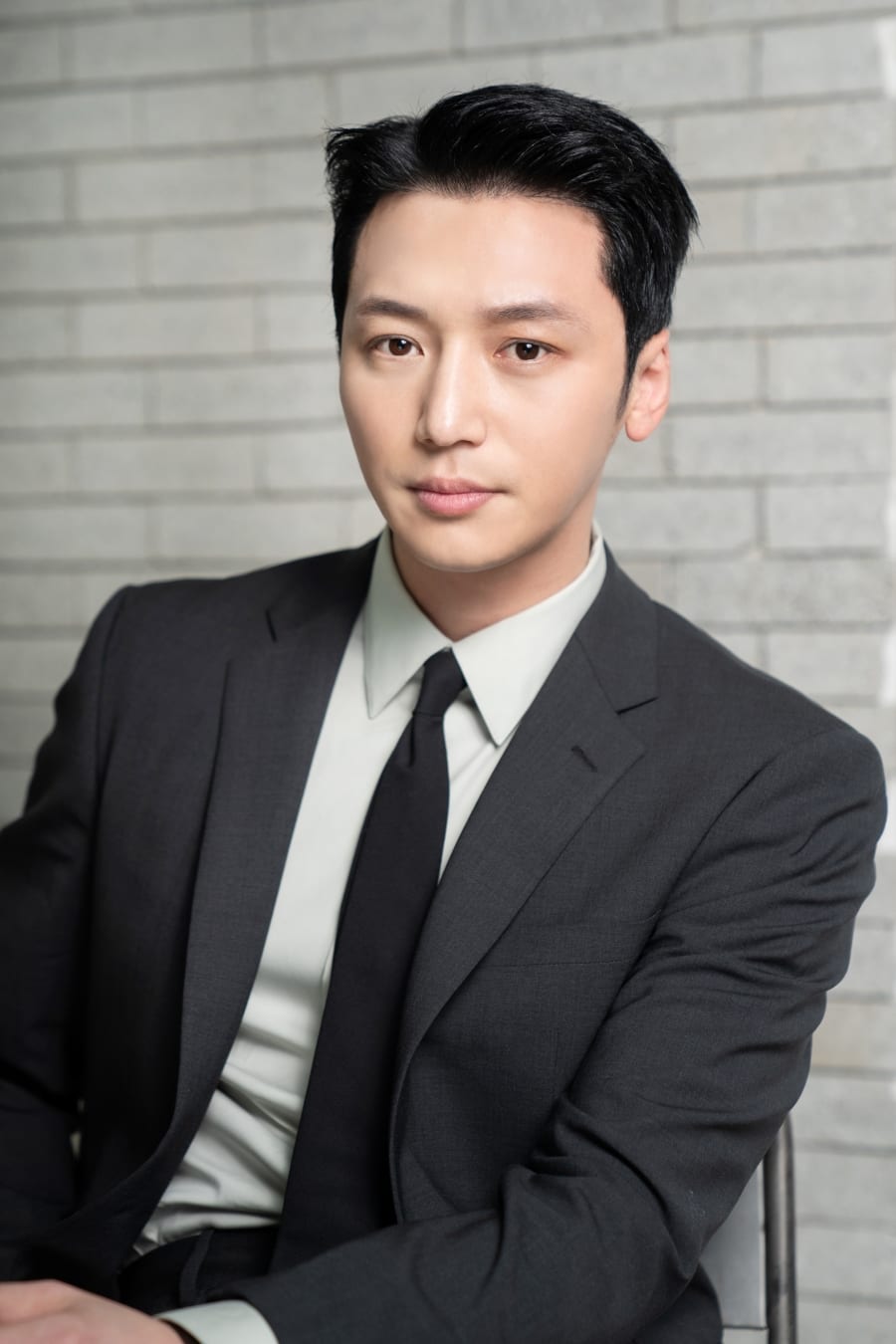 Byun Yo Han Says He Joined    The Book of Fish    to Resonate with Youth Audiences - 20