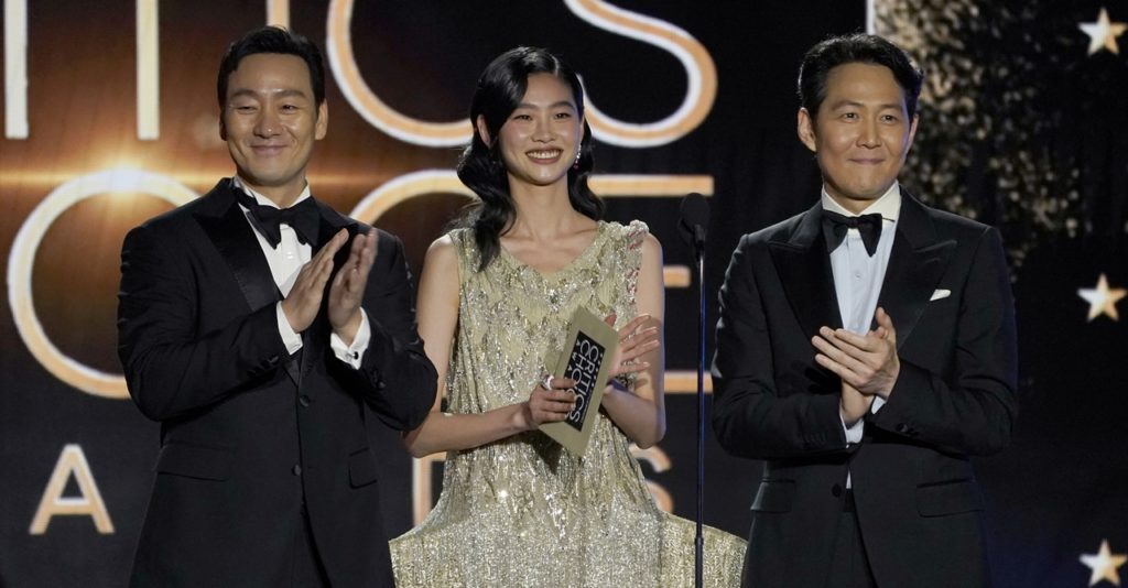 ‘Squid Game’ Makes History By Winning Two Critics' Choice Awards(01)