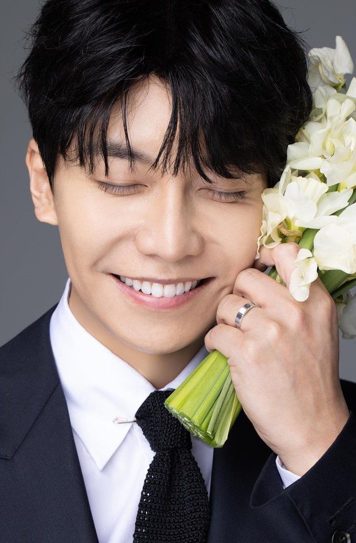 lee seung gi marriage