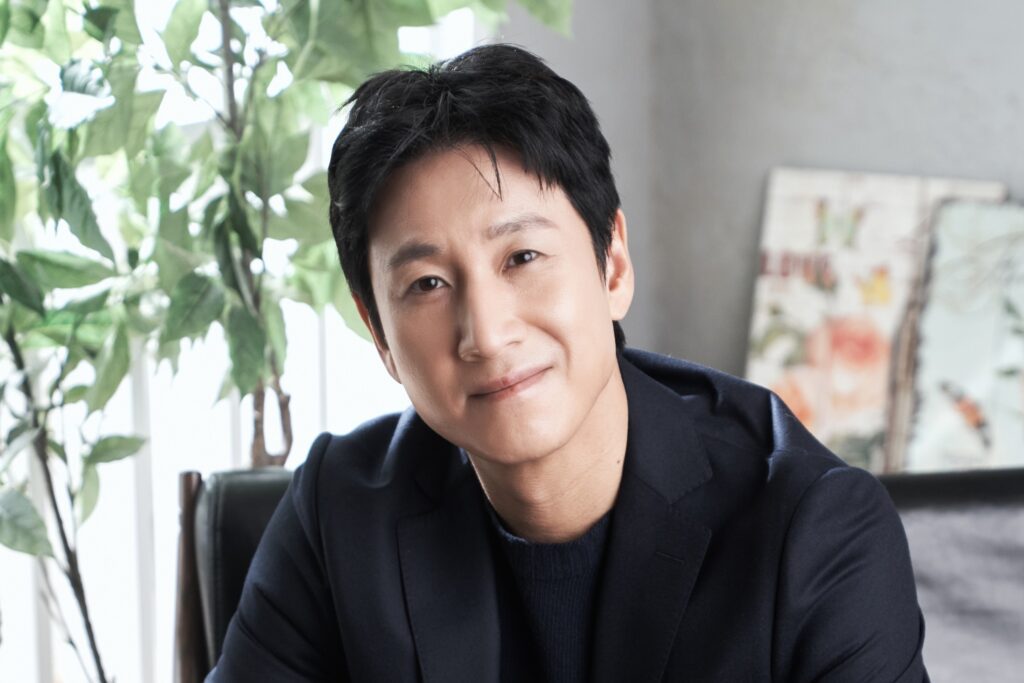 Lee Sun Kyun's Agency Addresses Drug Allegations, Reveals He Has Been Under Threats By Person Involved- MyMusicTaste