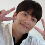 Ji Chang Wook Goes Viral for His Sweet Gesture of Helping Crying Child on Escalator
