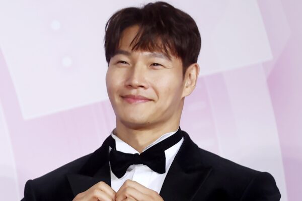 Kim Jong Kook to Marry Non-Celebrity Fiancée Today in Private Ceremony