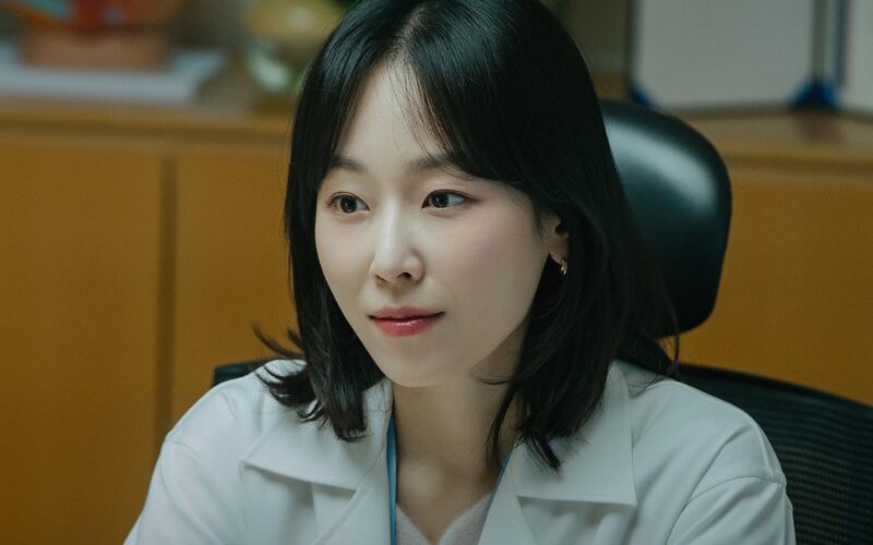 seo hyun jin love me