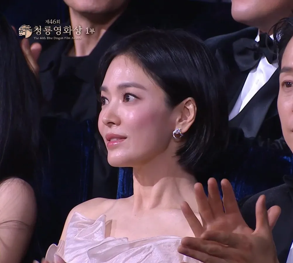 song hye kyo blue dragon awards