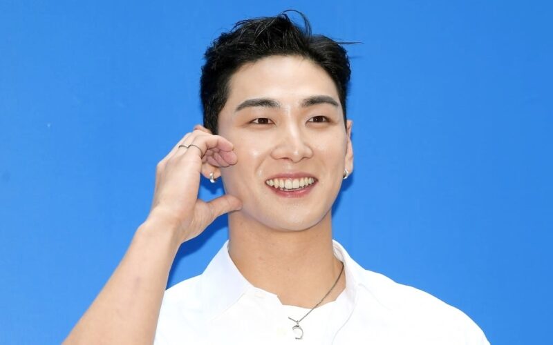 baekho military enlistment