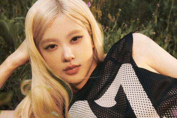 Rosé Signs With WME as Solo Career Skyrockets After ‘APT.’ Success