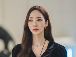 park min young Sirens Kiss