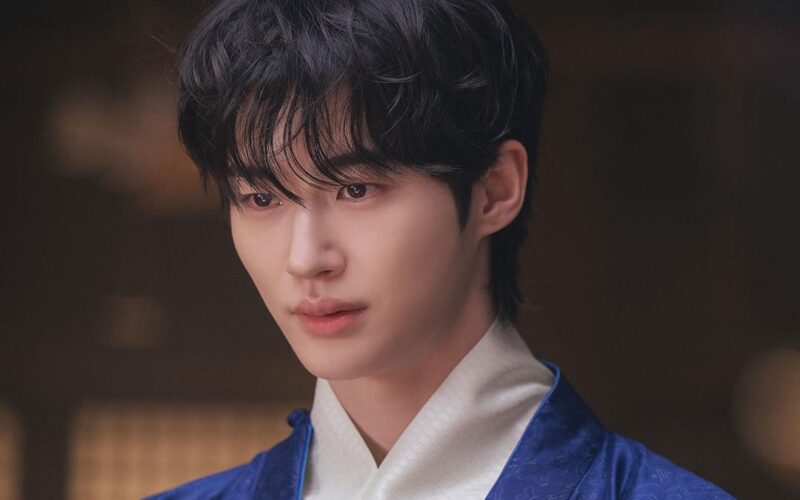 byeon woo seok perfect crown