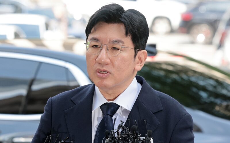 hybe bang si hyuk arrest