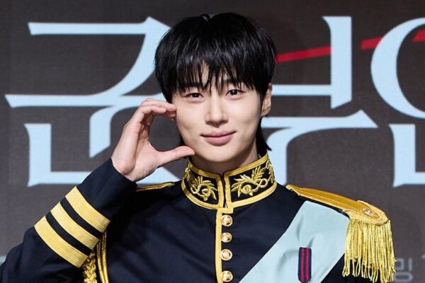 Byeon Woo Seok’s Planned Fan Q&A Put on Hold as ‘Perfect Crown’ Backlash Continues