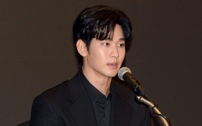 kim soo hyun cleared