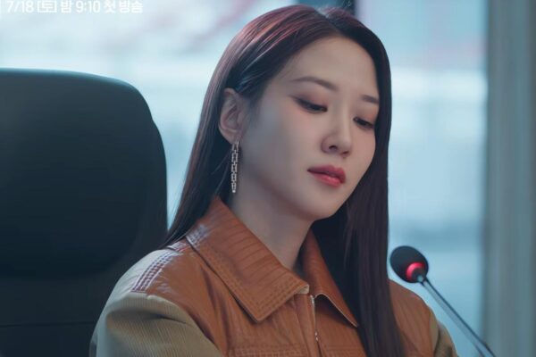 ‘Chilling Romance’ Teases Park Eun Bin as a Chaebol Heiress Who Can See Ghosts