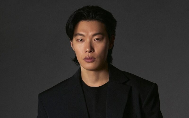 ryu jun yeol galaxy corporation