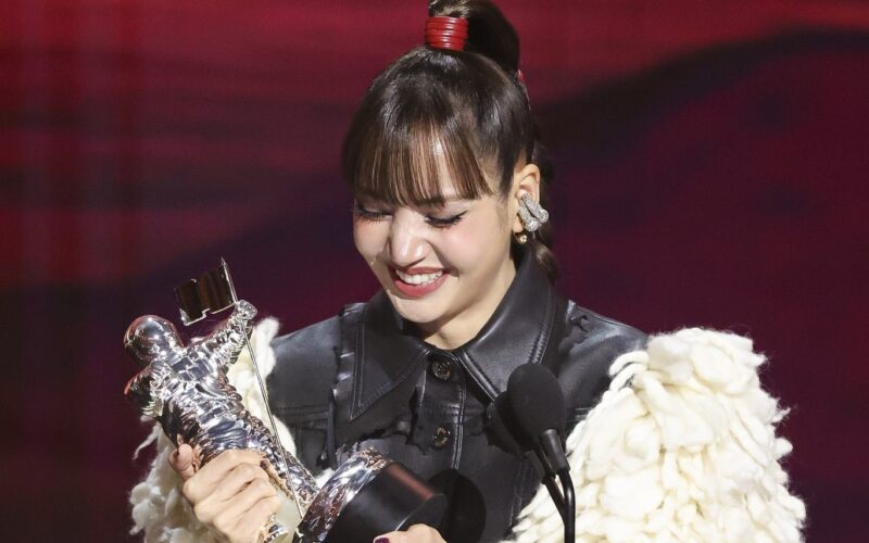 blackpink lisa vma