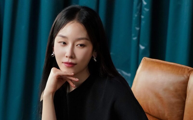 seo hyun jin home